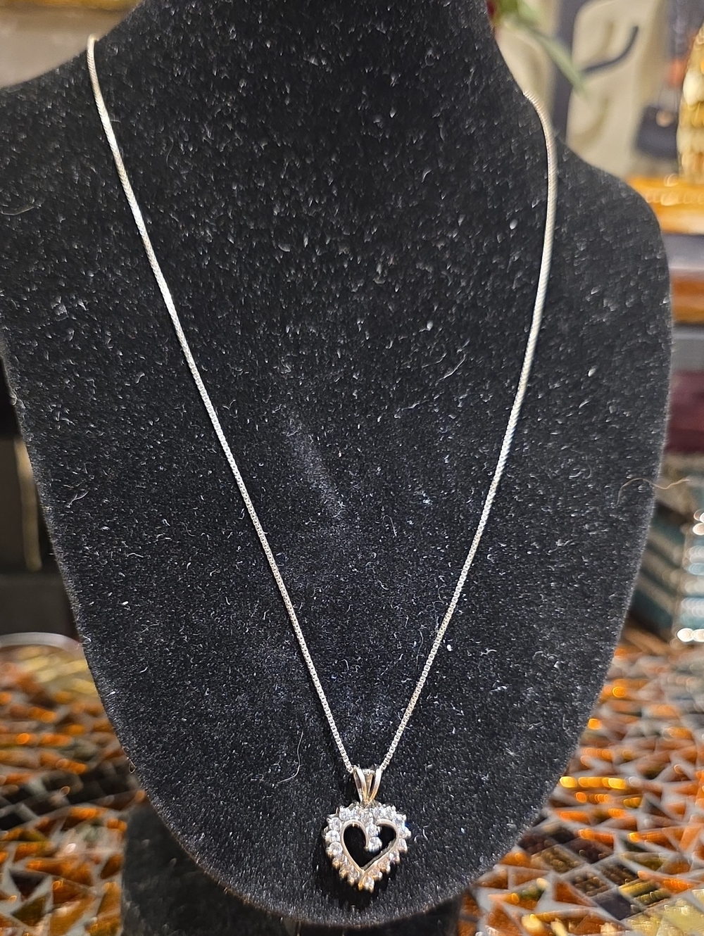 Heart-Shaped Cubic Zirconia Pendant Necklace - Silver